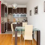Iwicka Red Studio