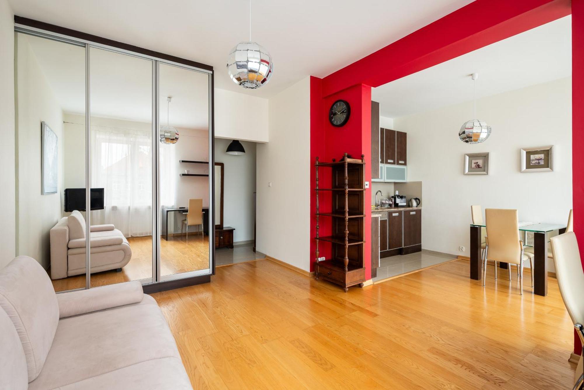 Iwicka Red Studio Apartament *